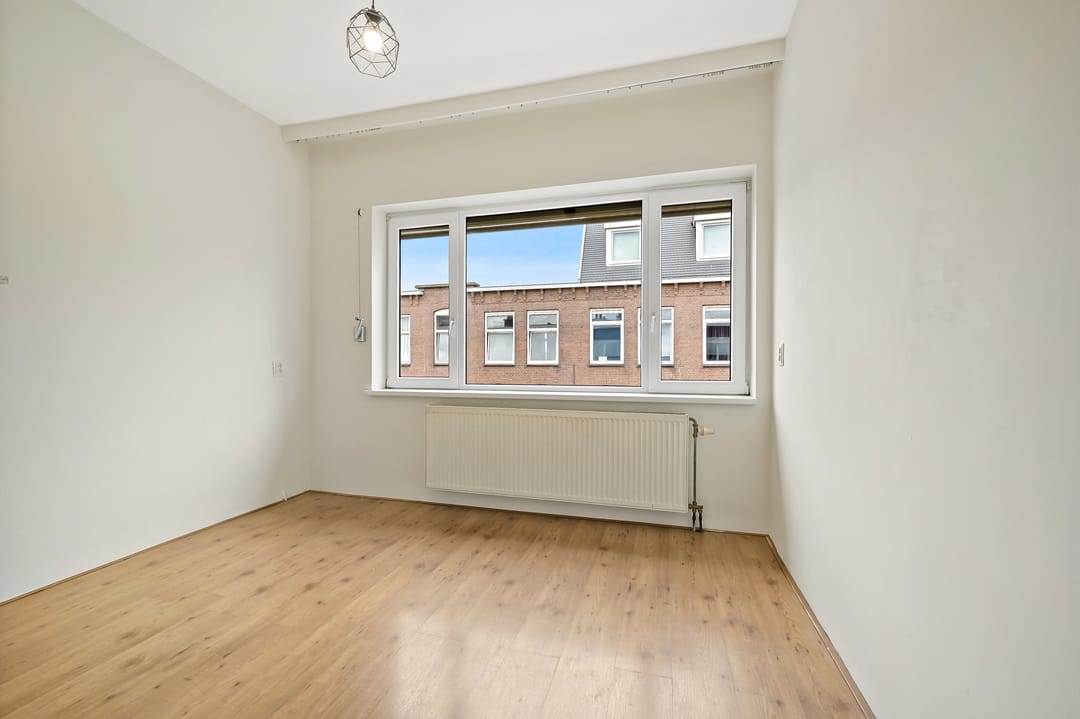 Photo 26 of Roerstraat 58