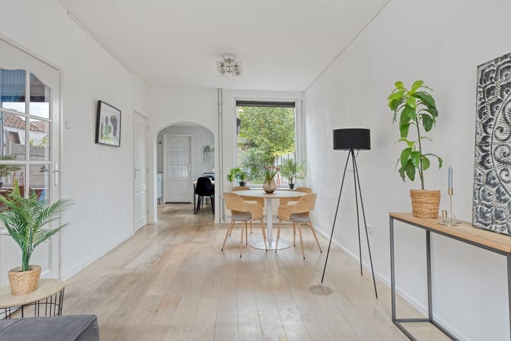 Photo 4 of Jan Steenstraat 36