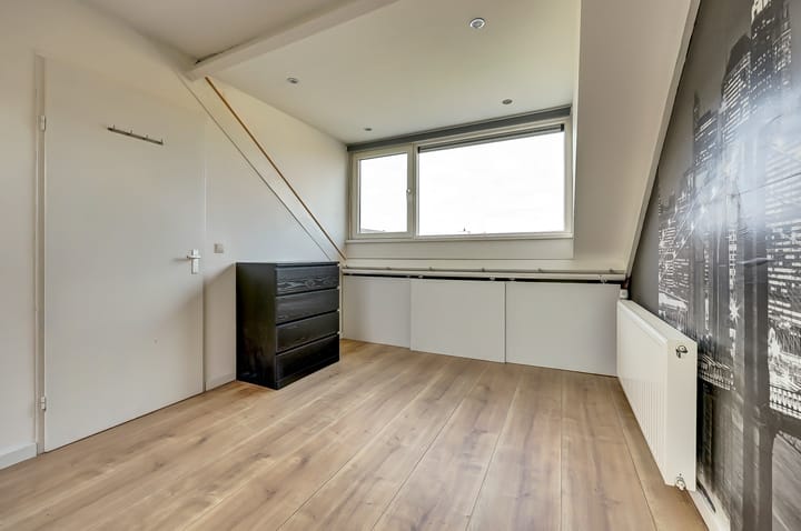 Foto 32 van Beellaan 12