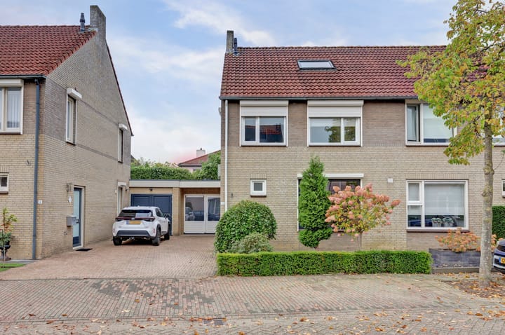 Foto 44 van Beellaan 12