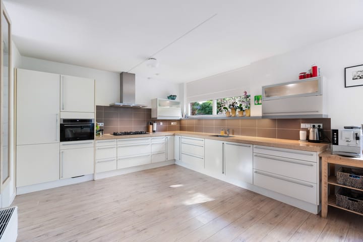 Photo 3 of Belvedère 6