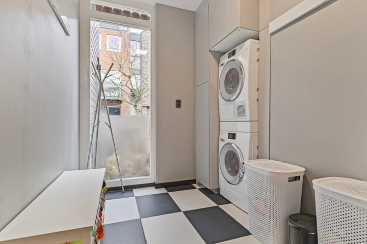 Photo 33 of De Oeverlanden 211