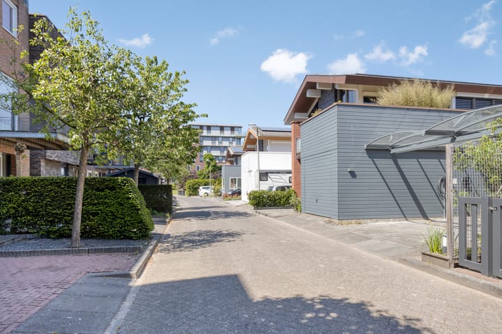 Photo 36 of De Oeverlanden 211