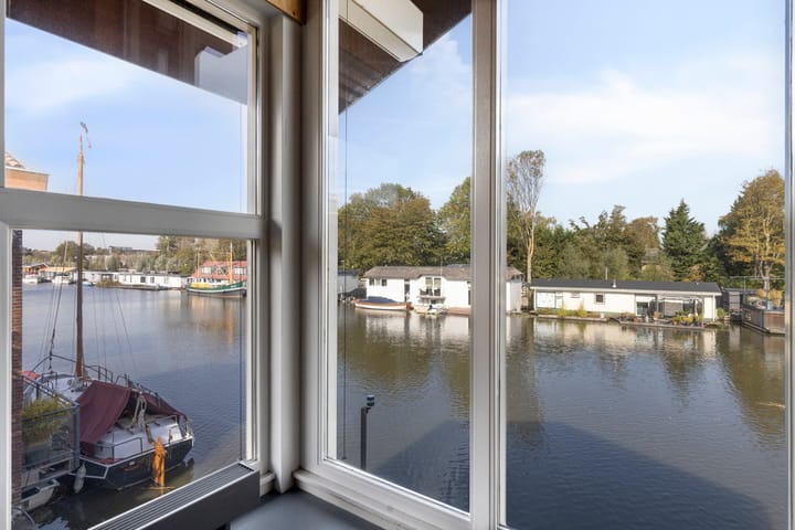 Photo 28 of De Oeverlanden 211