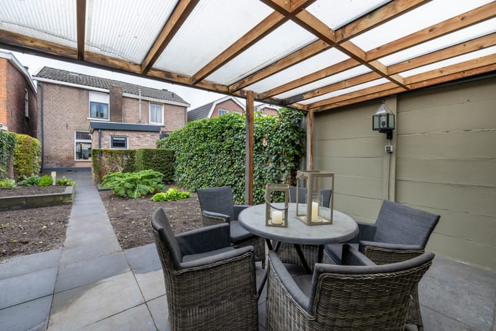 Foto 25 van Brugstraat 49