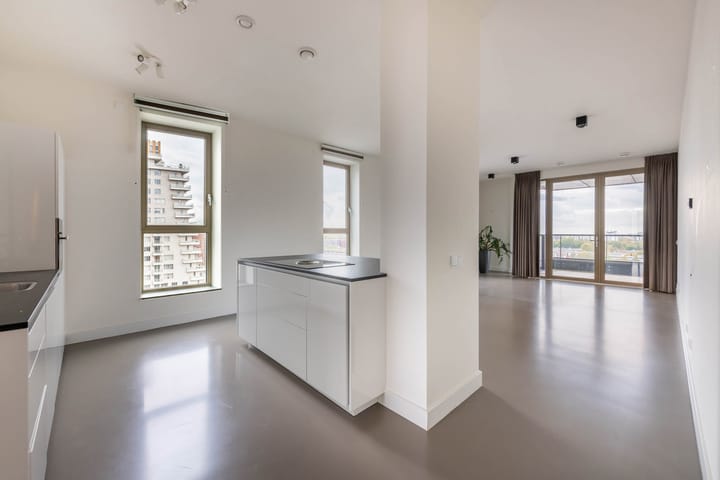 Photo 6 of Gustav Mahlerlaan 953