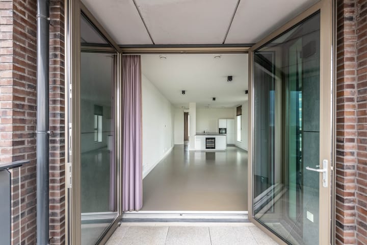 Photo 8 of Gustav Mahlerlaan 953