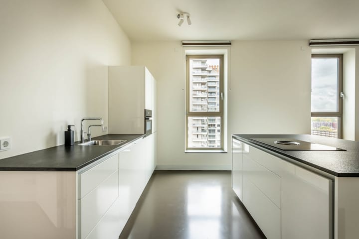 Photo 10 of Gustav Mahlerlaan 953