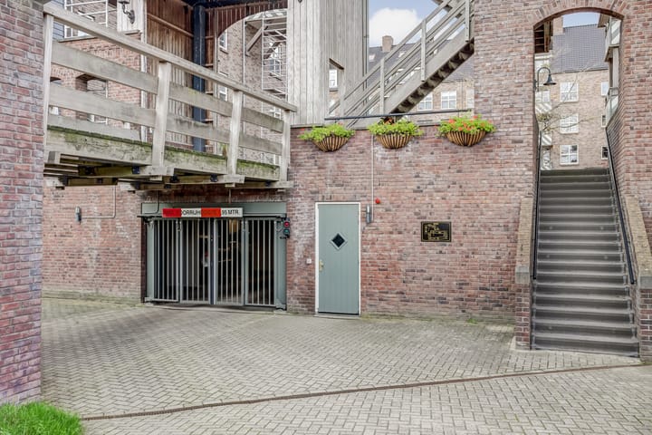 Foto 37 van Groot Horloo 49