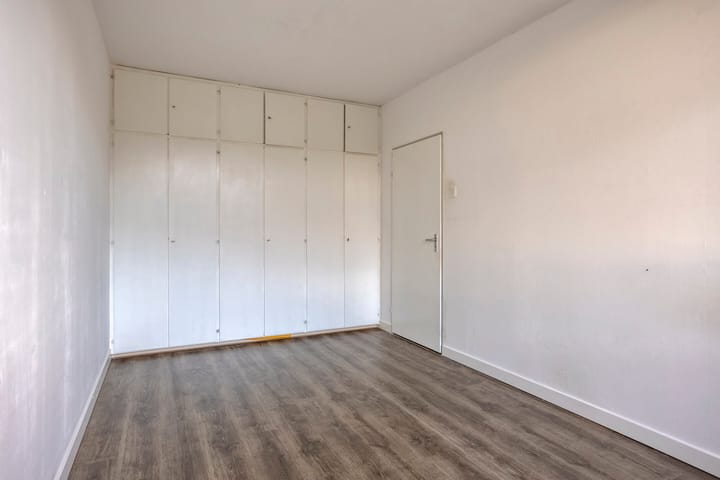 Photo 19 of Malvert 6967