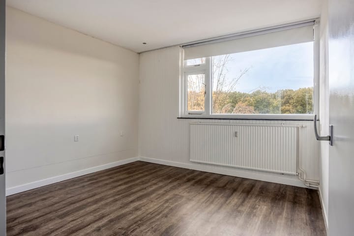 Photo 21 of Malvert 6967