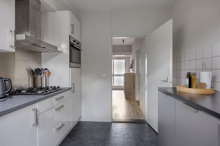 Foto 5 van Van Maanenstraat 78