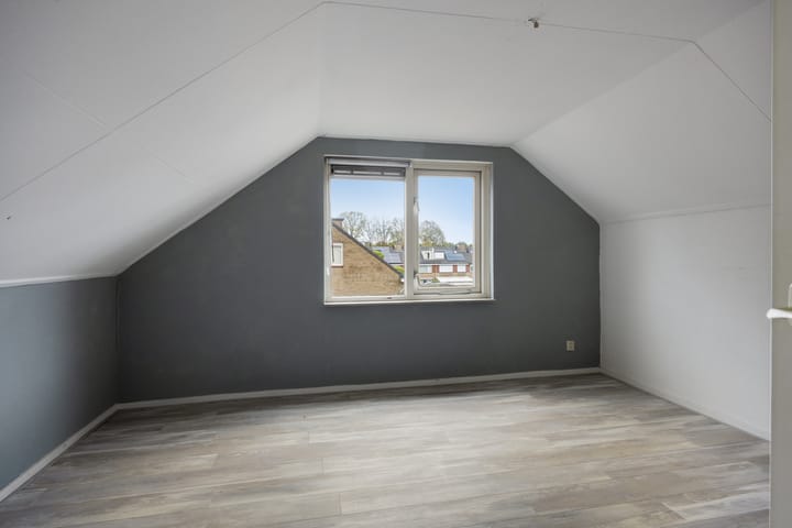 Foto 13 van Van Maanenstraat 78