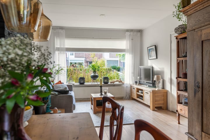 Foto 8 van Anna van Saksenstraat 5