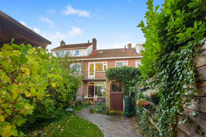 Foto 36 van Anna van Saksenstraat 5