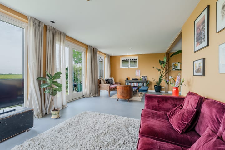 Photo 14 of Zuiderwouder Dorpsstraat 11-A