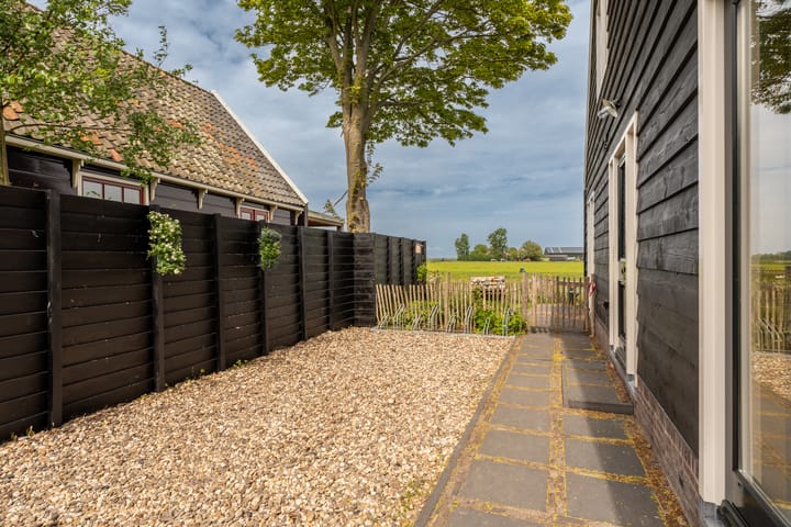 Photo 34 of Zuiderwouder Dorpsstraat 11-A
