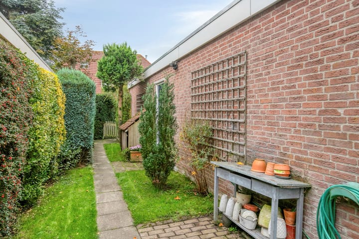 Foto 9 van Muiderweg 17