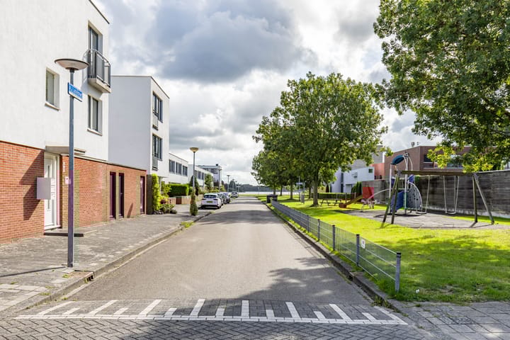 Foto 37 van M.L. Kingstraat 118