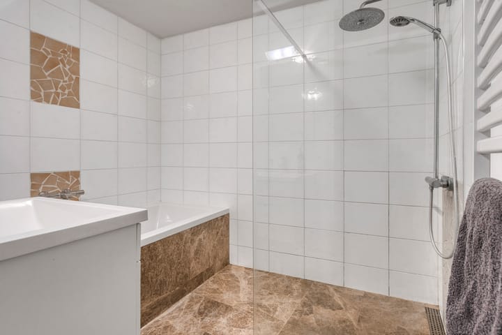 Photo 29 of Venetiëhof 174