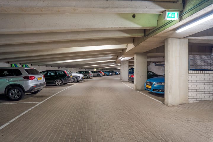 Photo 38 of Venetiëhof 174