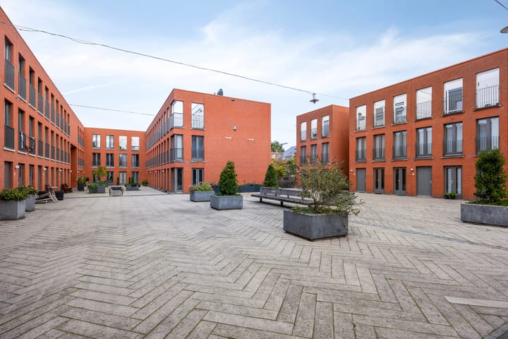 Photo 10 of Charlotte van Bourbonhof 43