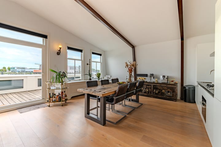 Foto 12 van Lagedijk 12-B2