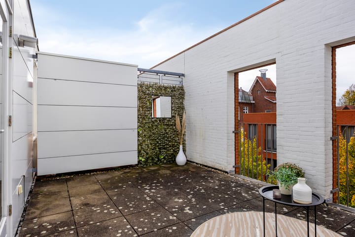 Photo 28 of Charlotte van Bourbonhof 43