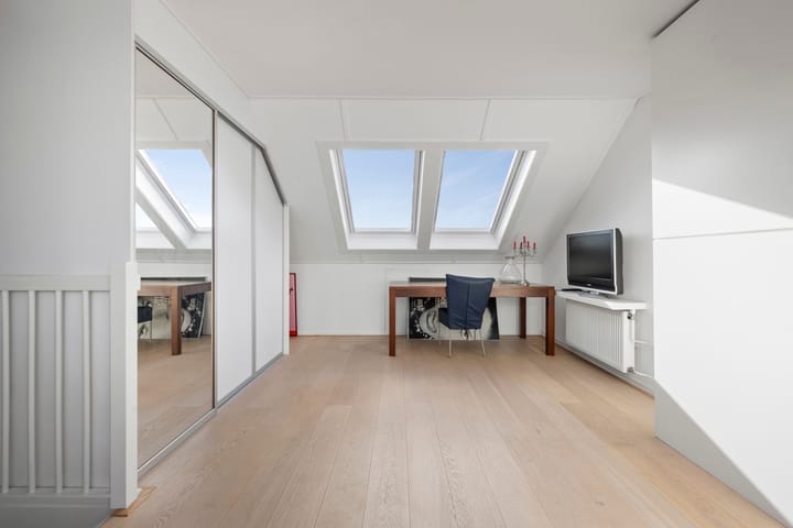 Foto 23 van Van Beresteynstraat 52