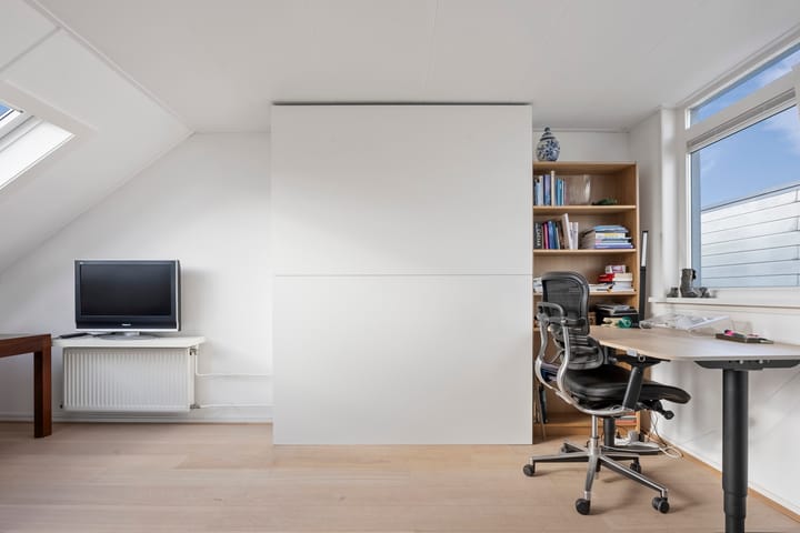 Foto 24 van Van Beresteynstraat 52