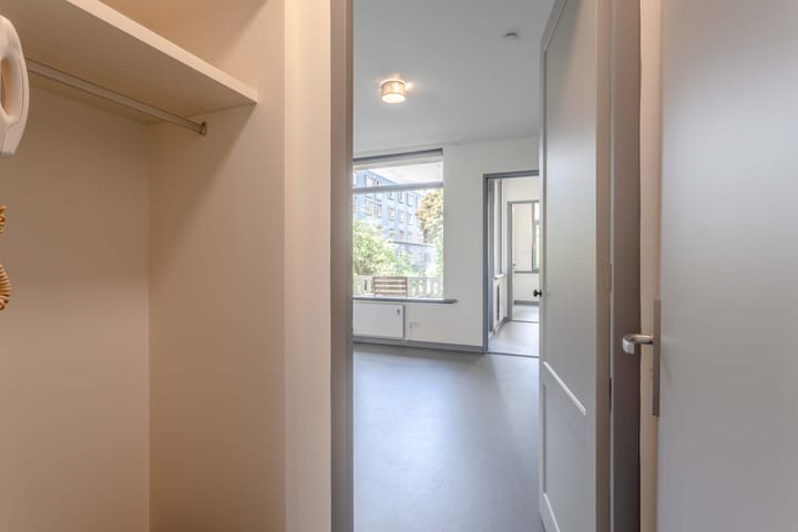 Foto 11 van Groen van Prinstererstraat 82-1