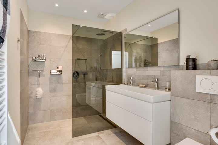 Photo 18 of Meidoornstraat 15