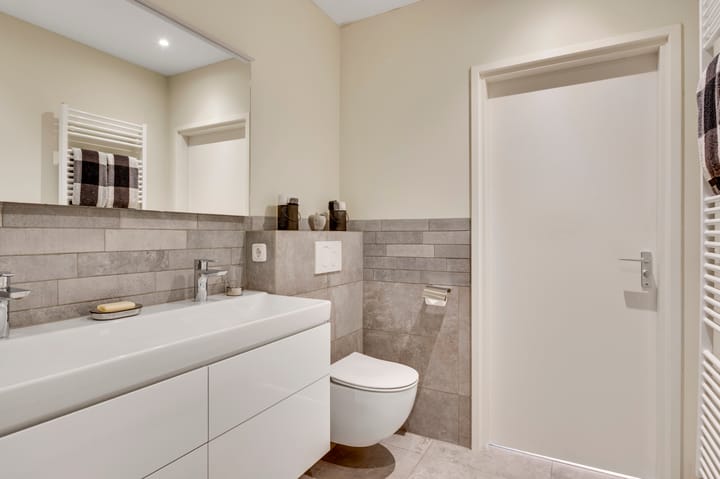 Photo 19 of Meidoornstraat 15