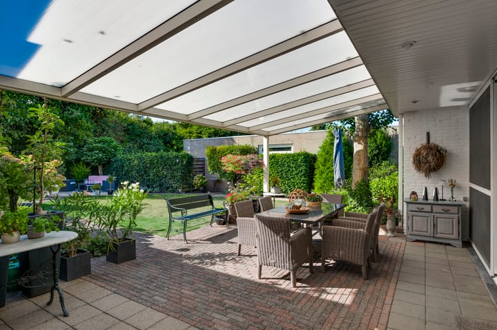 Photo 29 of Meidoornstraat 15