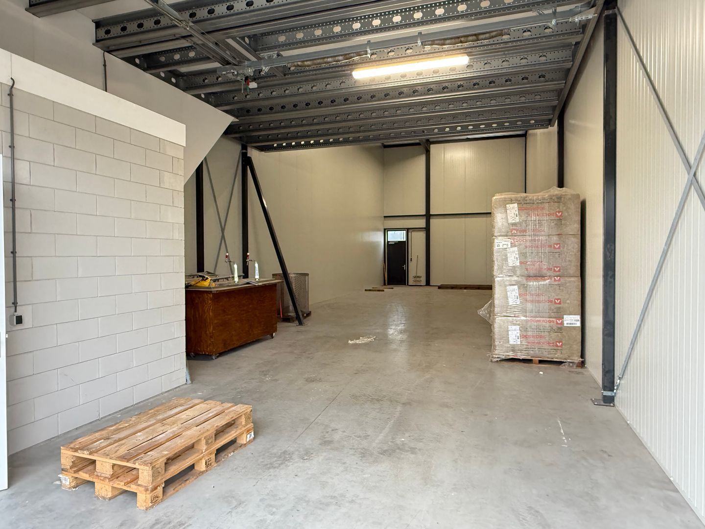 Bekijk foto 4 van Delta 16