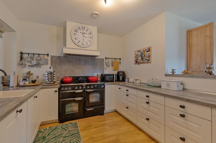 Photo 10 of Lindenlaan 17