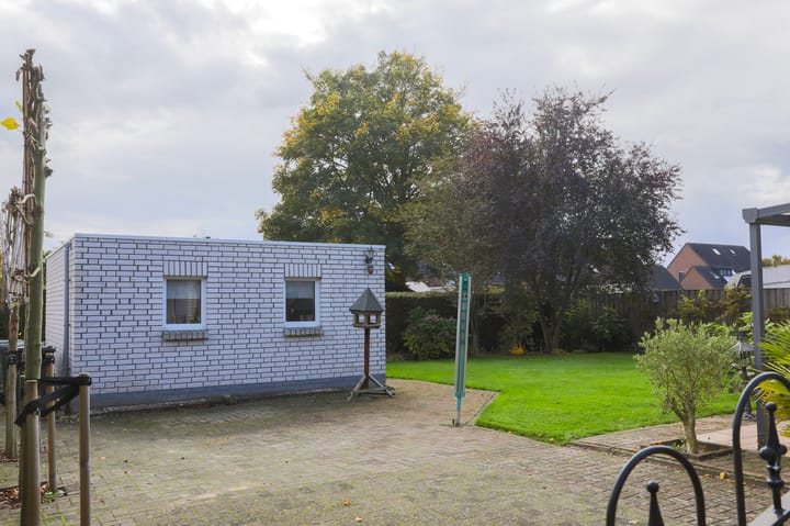 Photo 26 of Lindenlaan 17