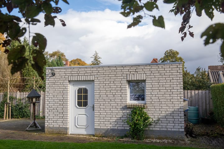 Photo 32 of Lindenlaan 17