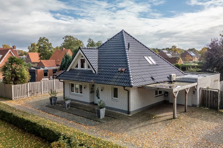 Photo 39 of Lindenlaan 17