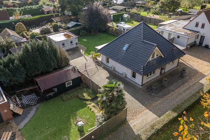 Photo 46 of Lindenlaan 17