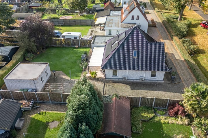 Photo 47 of Lindenlaan 17