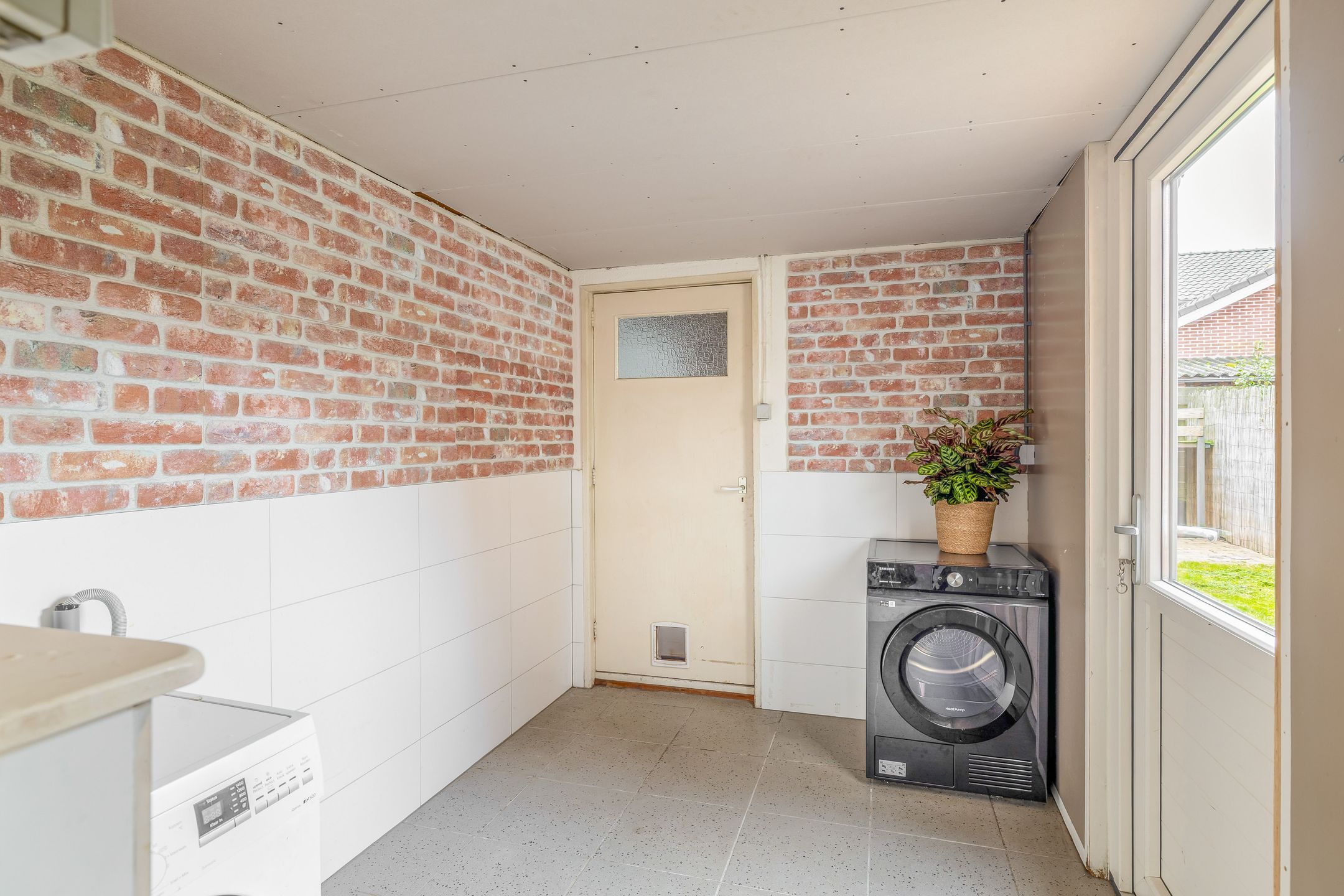 Foto 18 van Burg G H Mulierstraat 30