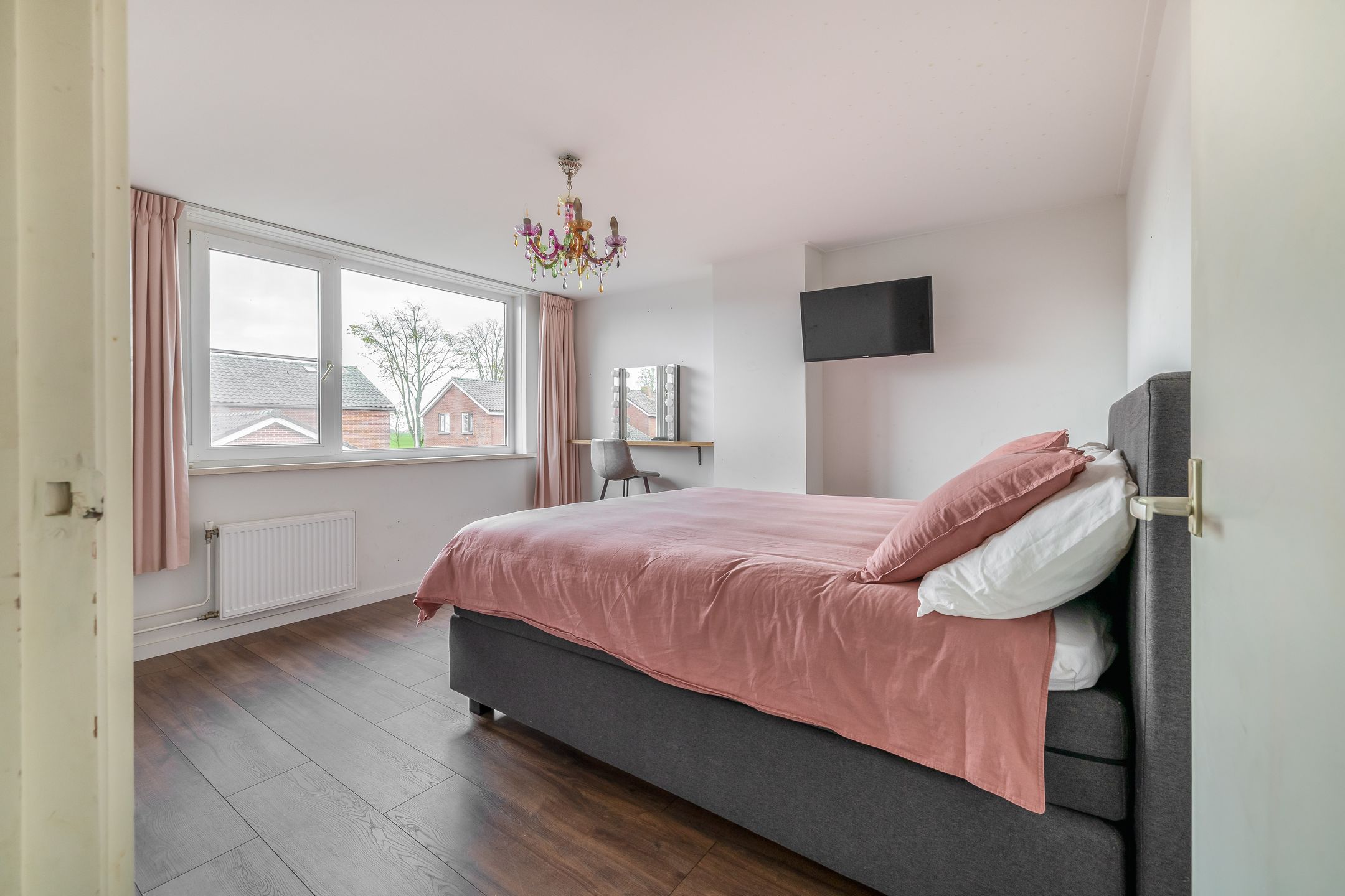 Foto 21 van Burg G H Mulierstraat 30