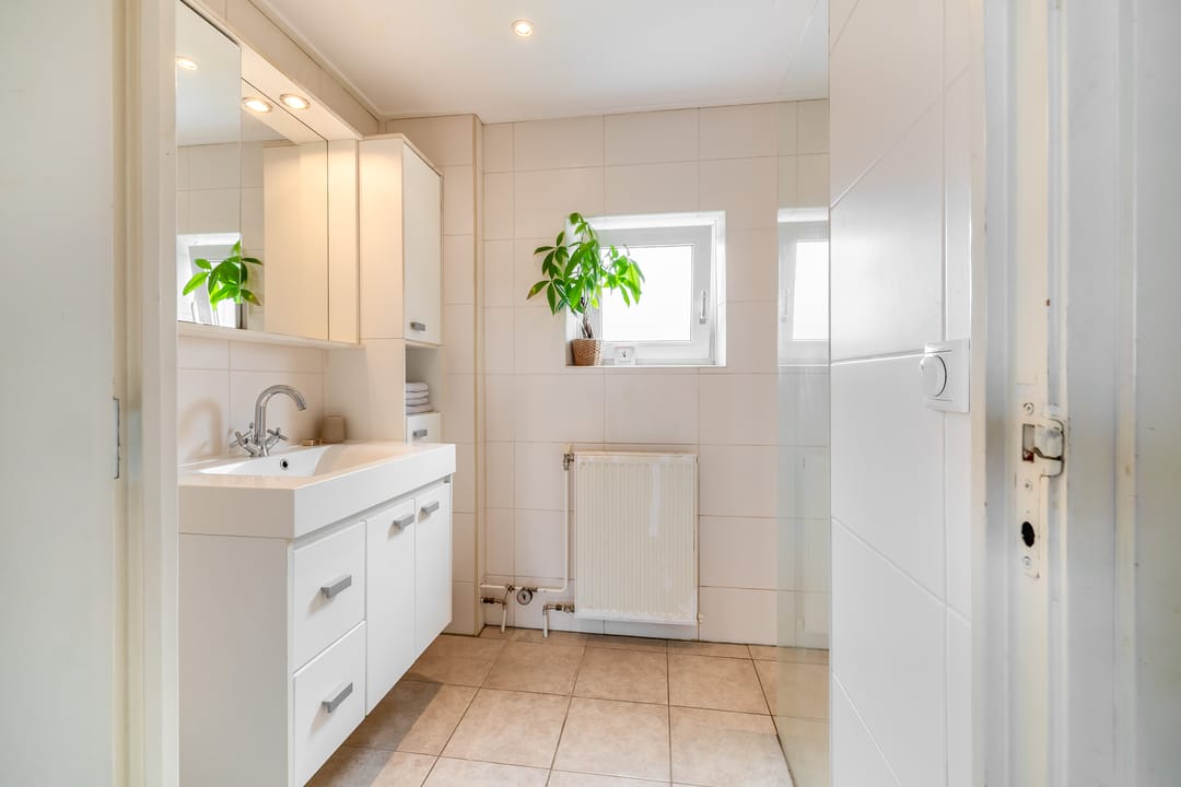 Foto 23 van Burg G H Mulierstraat 30