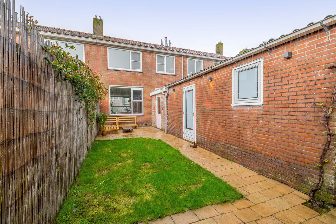 Foto 32 van Burg G H Mulierstraat 30