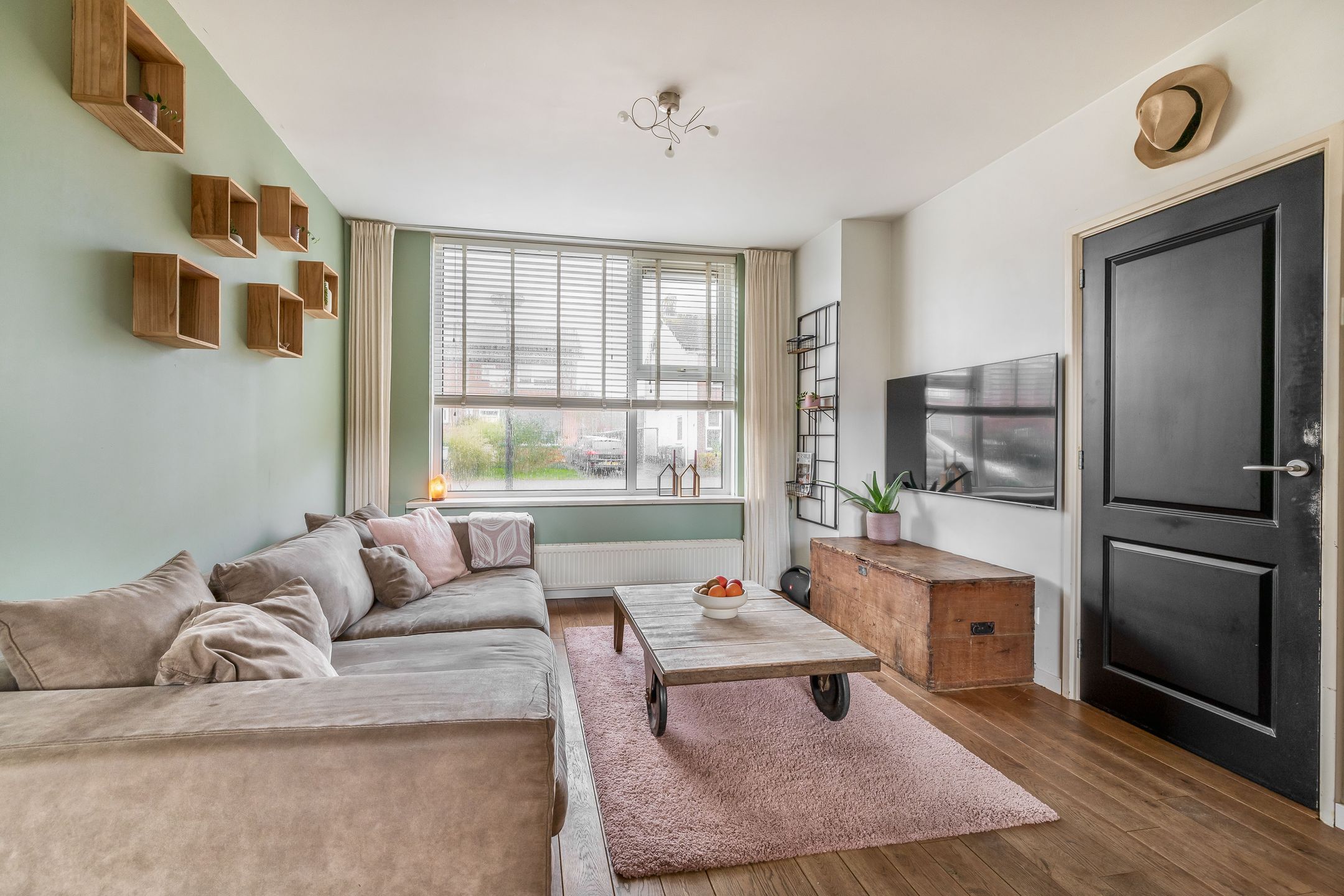 Foto 9 van Burg G H Mulierstraat 30