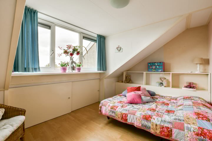 Photo 23 of Réaumurstraat 13