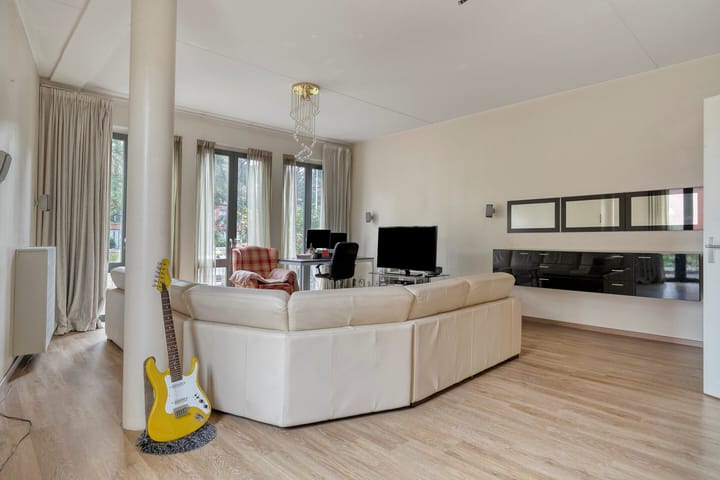 Foto 8 van Valthestraat 2