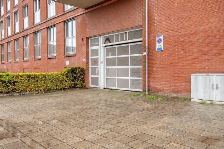 Foto 32 van Valthestraat 2