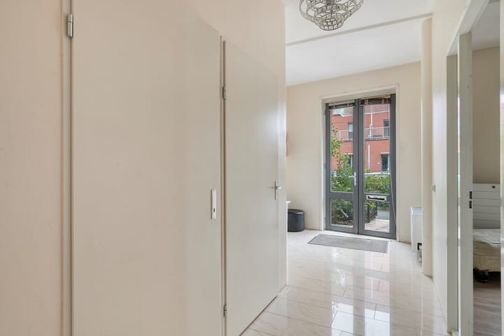 Foto 5 van Valthestraat 2